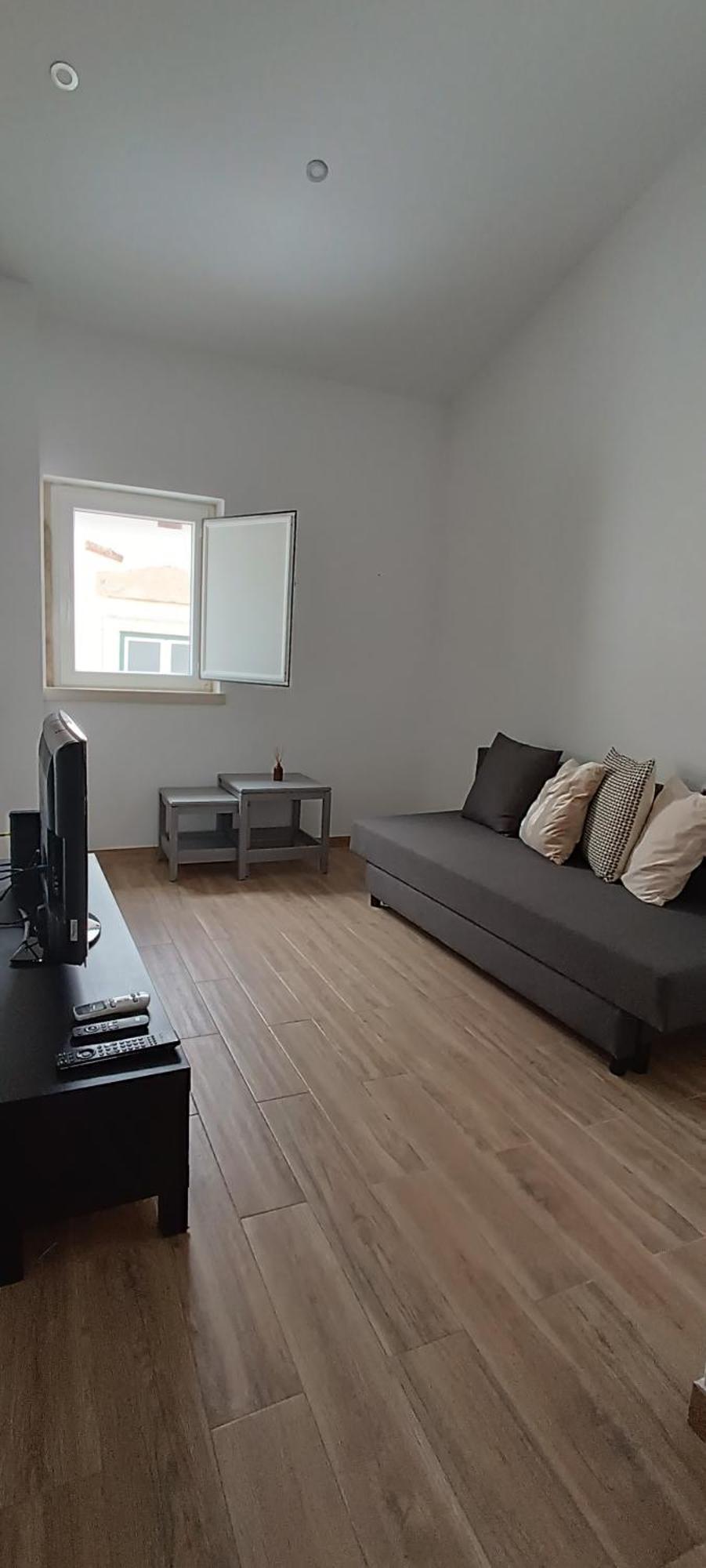 Tomarhousing - Templar Apartment Luaran gambar